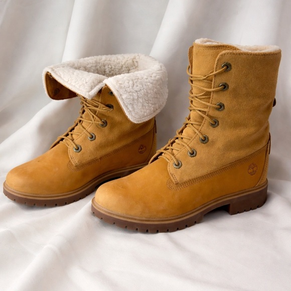 Timberland Tan Winter Boots - Convertible Fleece Collar - Size 7 - Picture 2 of 14